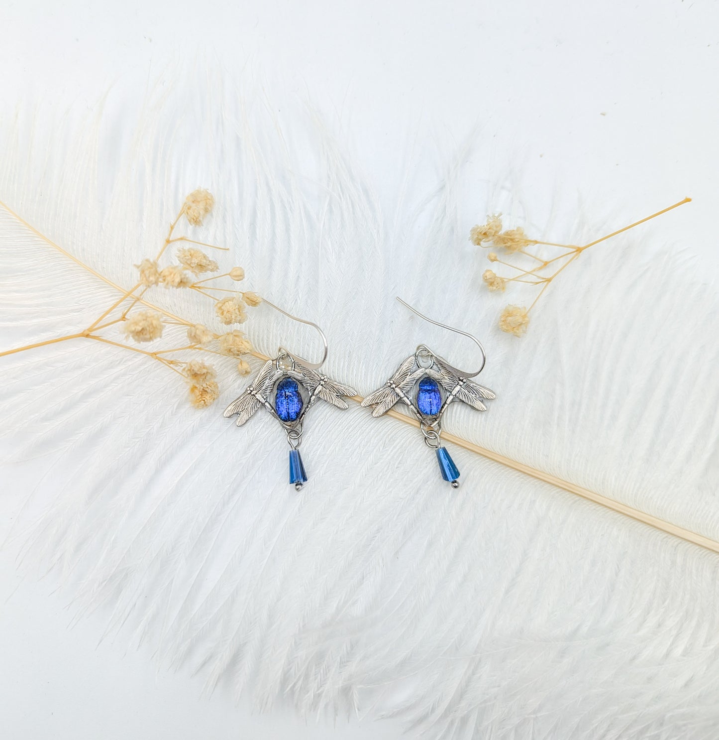 Boucles Odin version dorée – véritable scarabée bleu fait main | Victorian Rehab