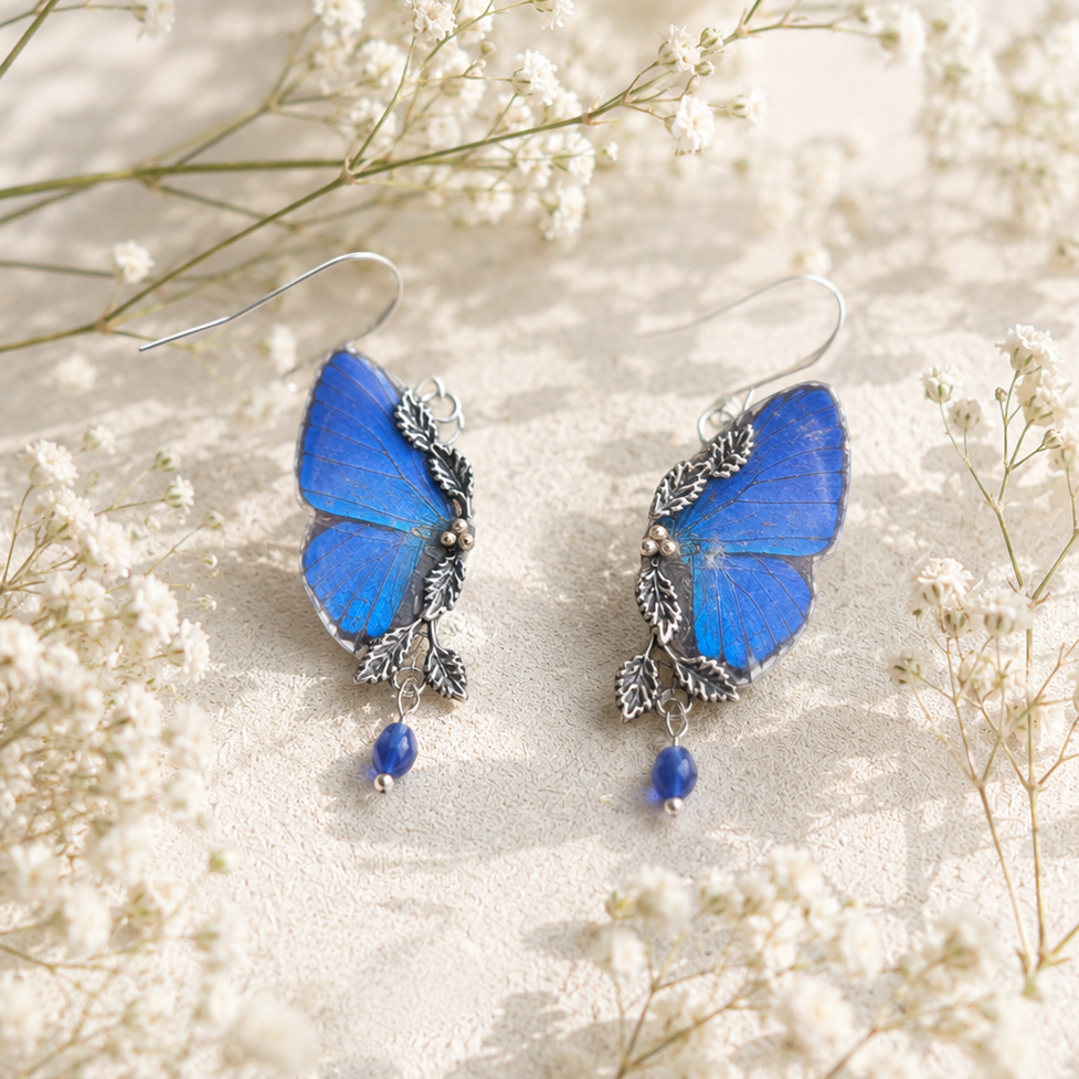 Boucles d'oreille Naturalia papillon Hypochrysops bleu roi – monture dorée | Victorian Rehab