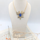 collier en verre de murano et feuille esprit féérique et  art nouveau