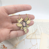 collier en verre de murano et feuille esprit féérique et  art nouveau