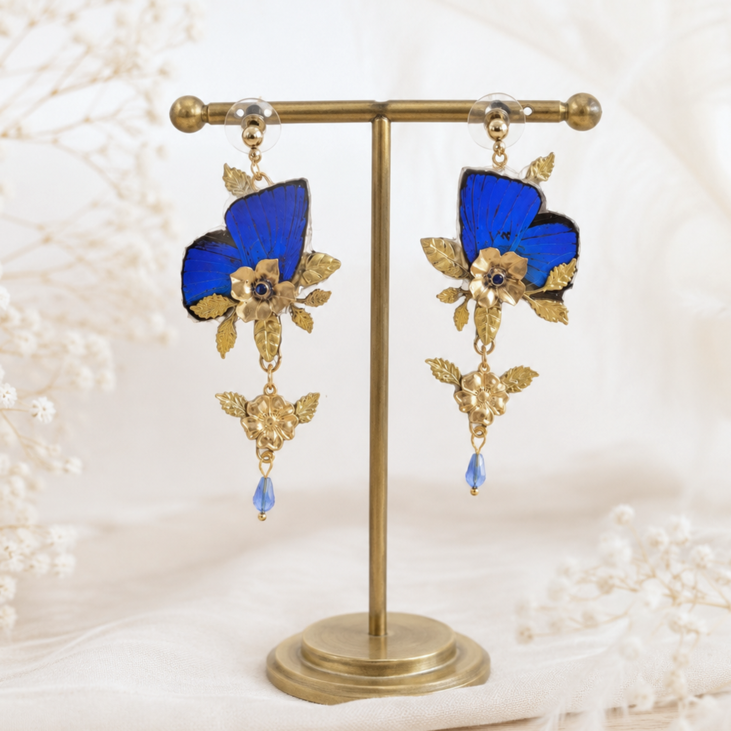 Boucles Loreleï papillon Arhopala portées bijou éthéré fait main