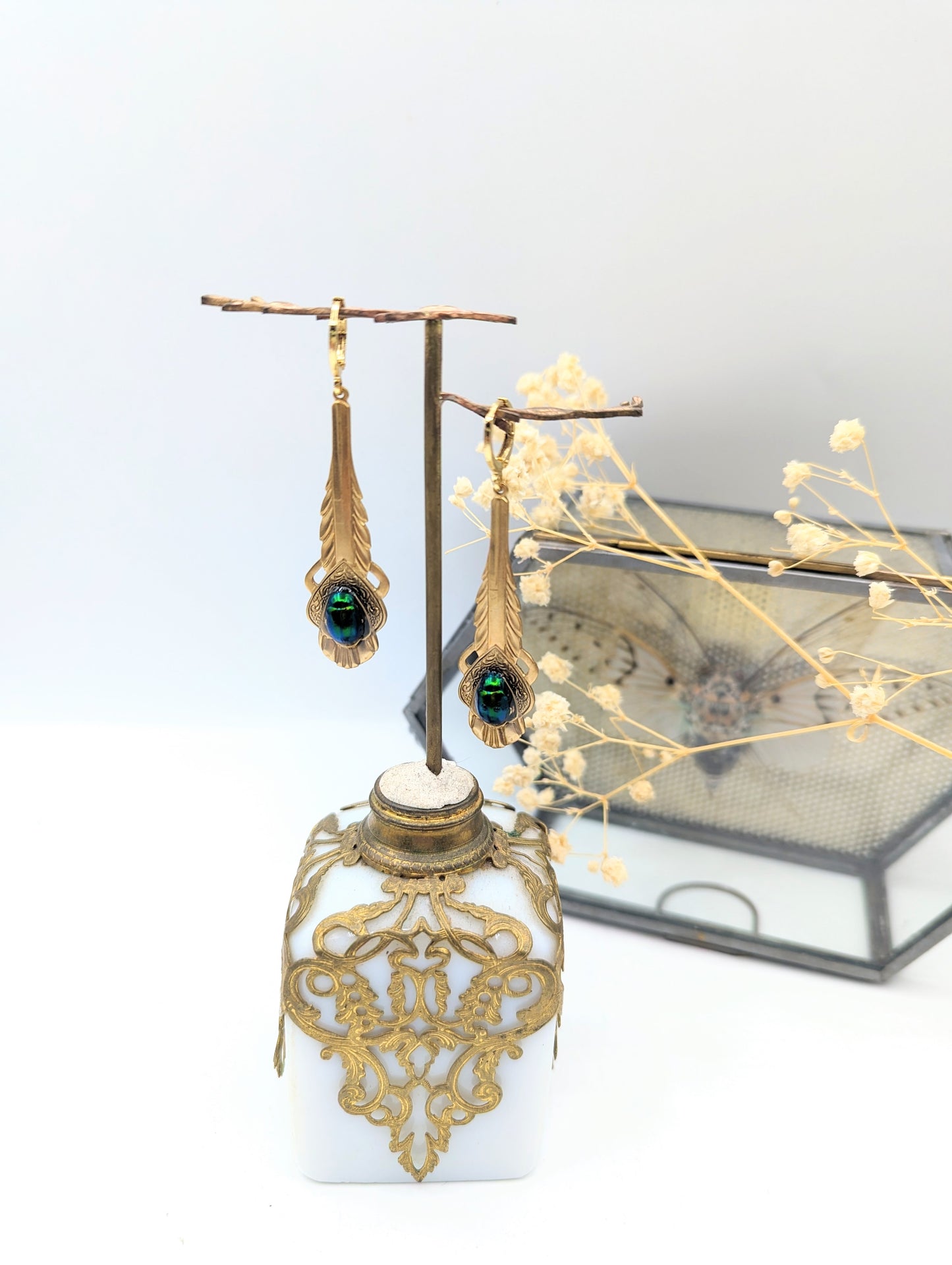 Boucles Klimt dorées – véritable scarabée fait main en France | Victorian Rehab