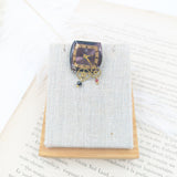 //SOLDES// Broche petit cadran violine rectangle