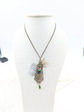 -SOLDES- Collier Pyramidon