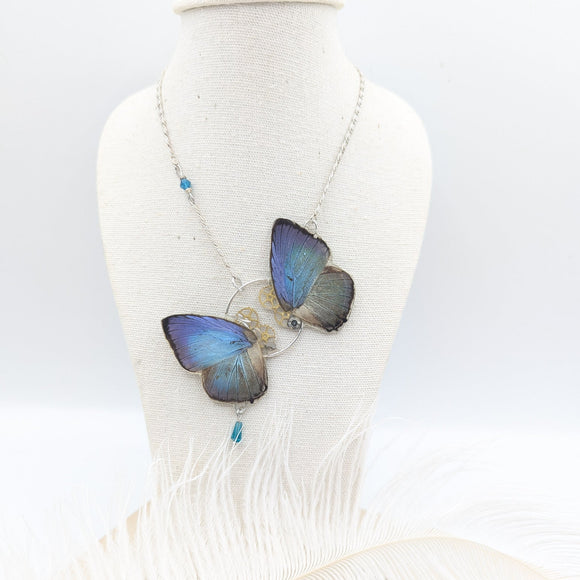 //VENTE PRIVEE// Collier Zéphyr Arhopala bleu