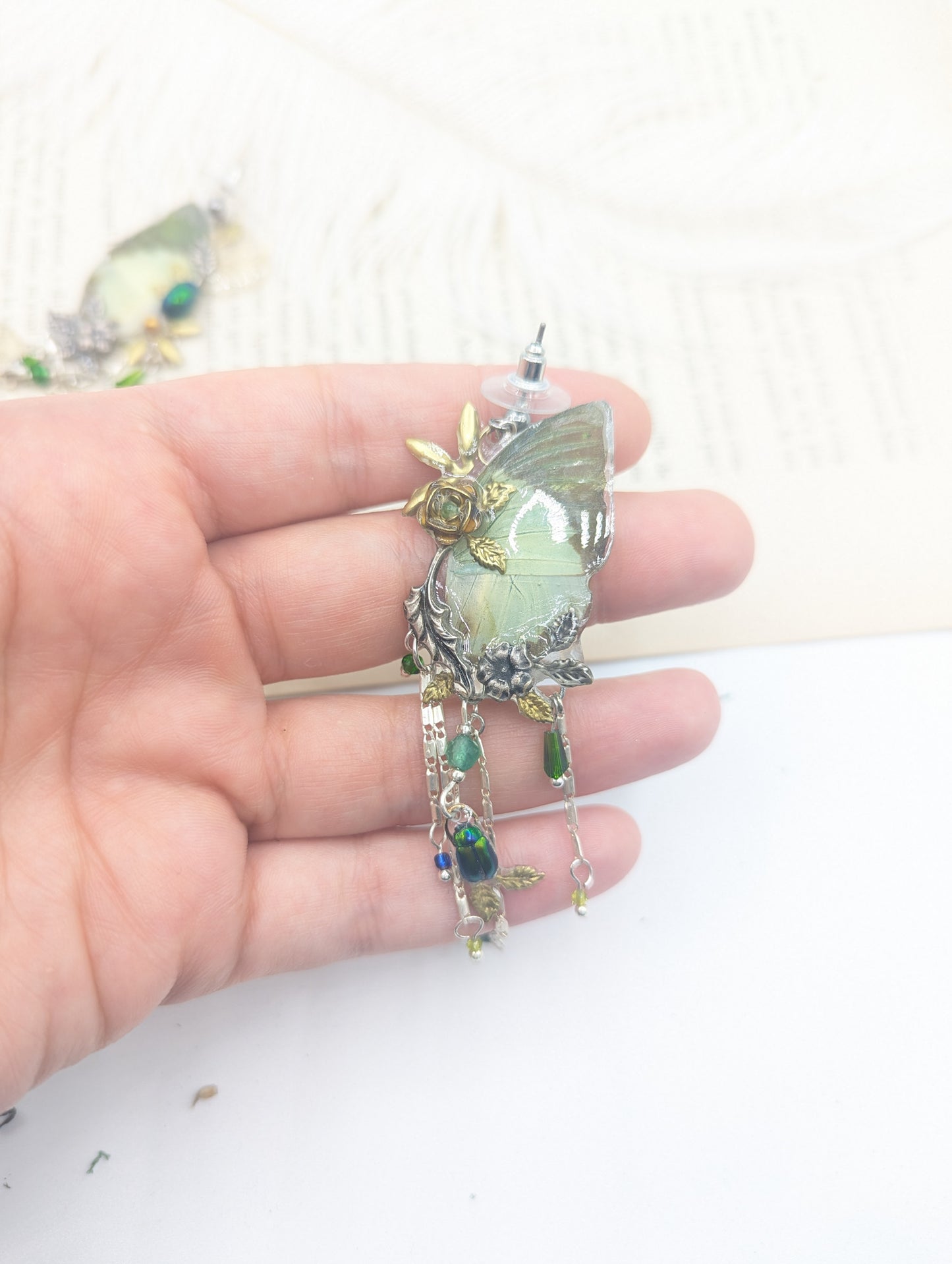 Bijou naturaliste unique boucles GM Green Charaxes scarabée cigale – Victorian Rehab
