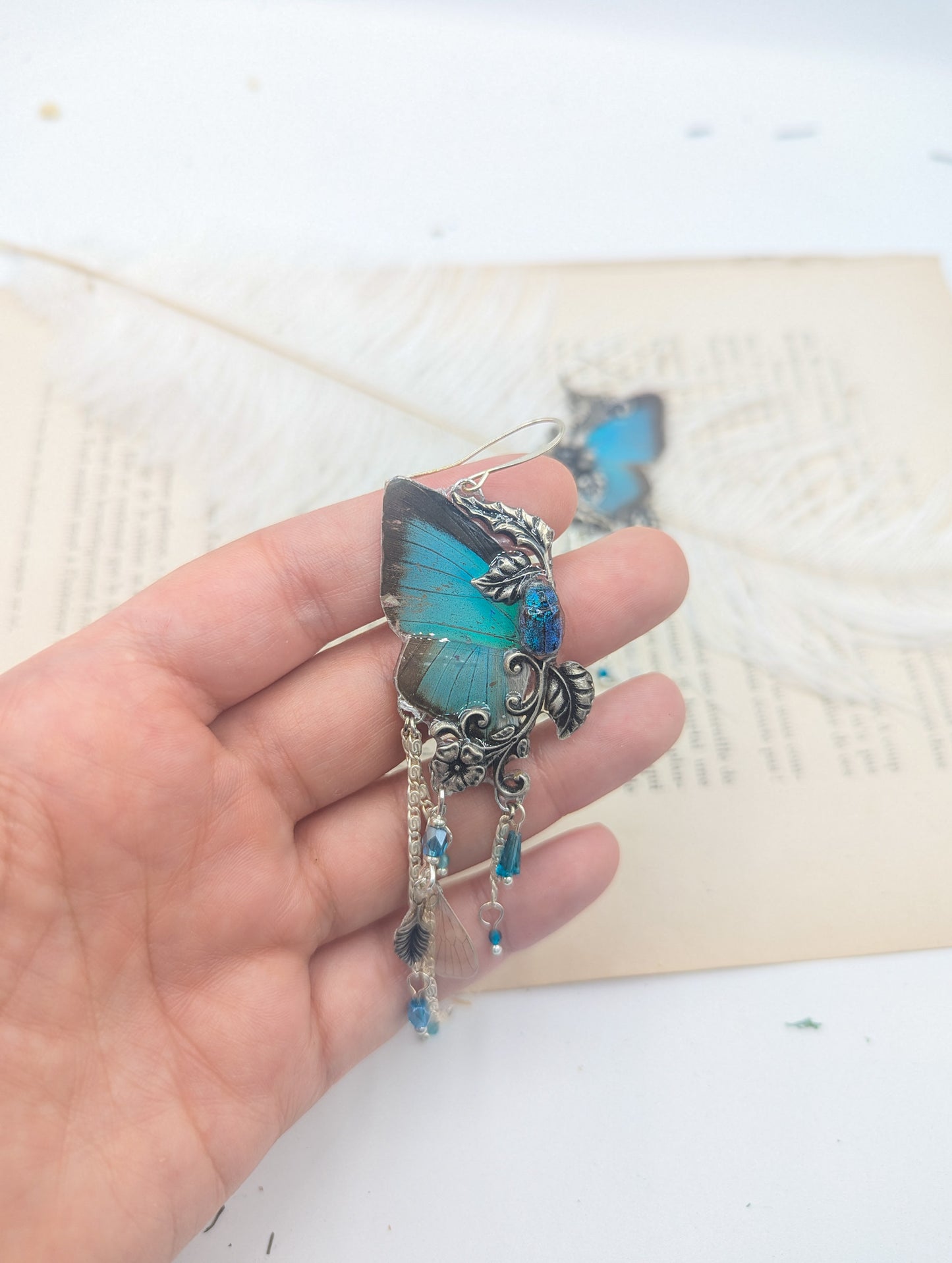 Boucles d'oreille Art Nouveau véritables ailes papillon Marcias scarabée – Victorian Rehab