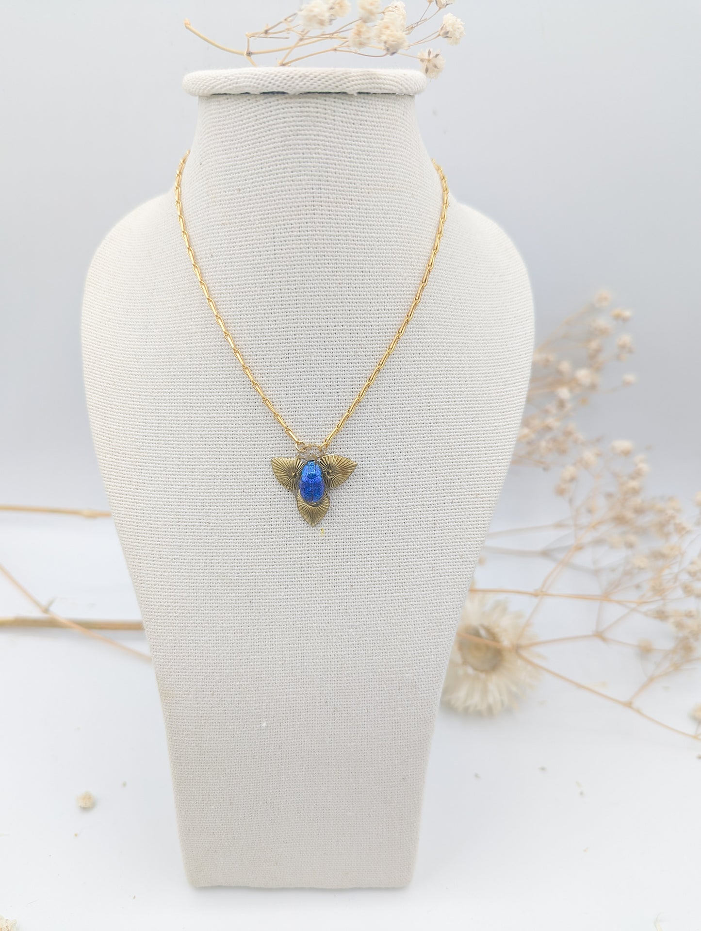 Collier Maat – bijou artisanal scarabée collection Mémorabilia | Victorian Rehab