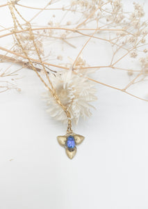 Victorian rehab - veritable scarabée - collier scarabée bleu - bijoux egytien scarabée
