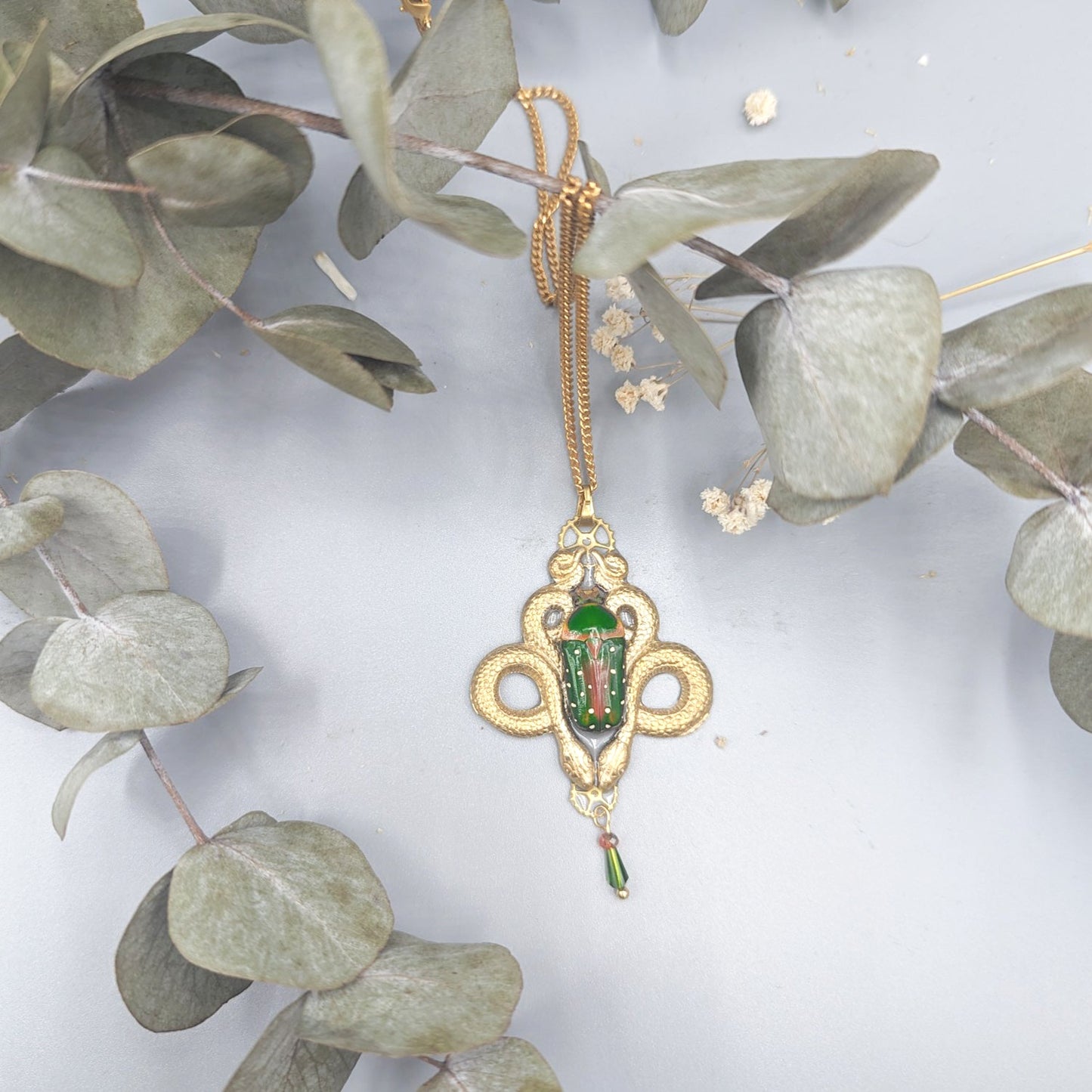 Collier Medusa – véritable scarabée & estampe serpent
