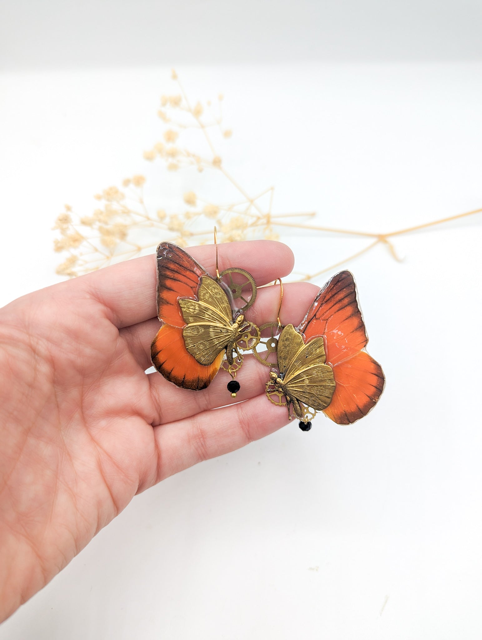 Boucles Chrysalide Appias Nero ambiance – aile papillon orange estampe dorée Victorian Rehab