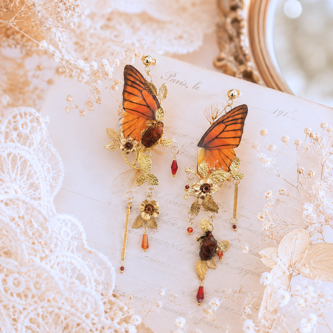 Boucles d'oreille Naturalia papillon Appias Nero orange – estampes perles de verre | Victorian Rehab