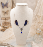 Collier Damselfly – véritables ailes de demoiselle sur motifs laiton argentés | Victorian Rehab