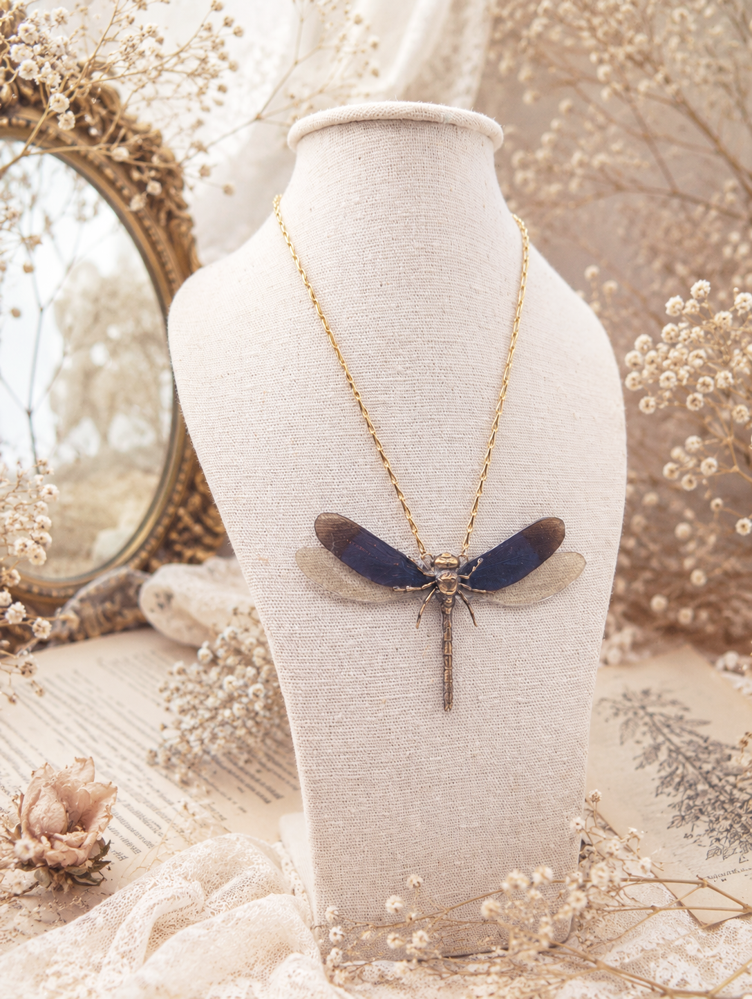 Collier Dragonfly ailes de libellule bleue