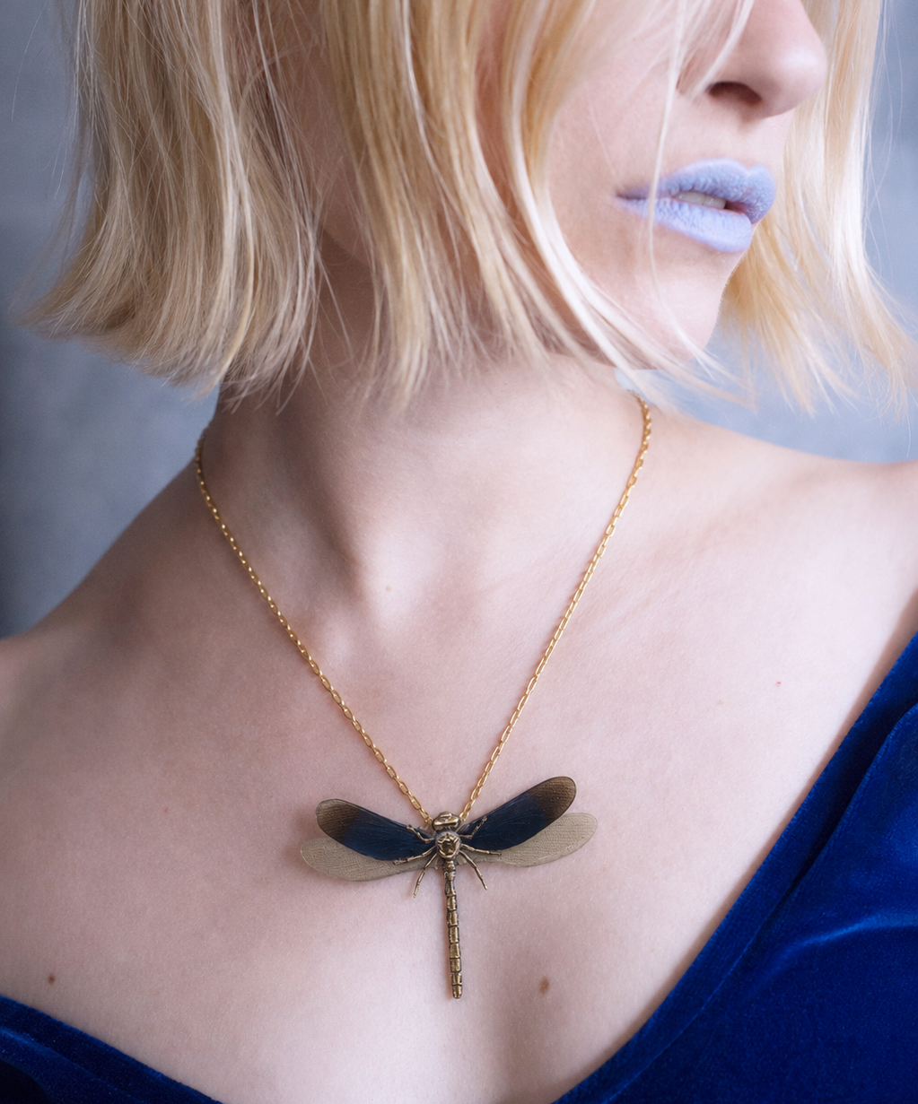 Collier Dragonfly ailes de libellule bleue