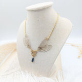 Collier avec de veritables ailes de papillon style wican