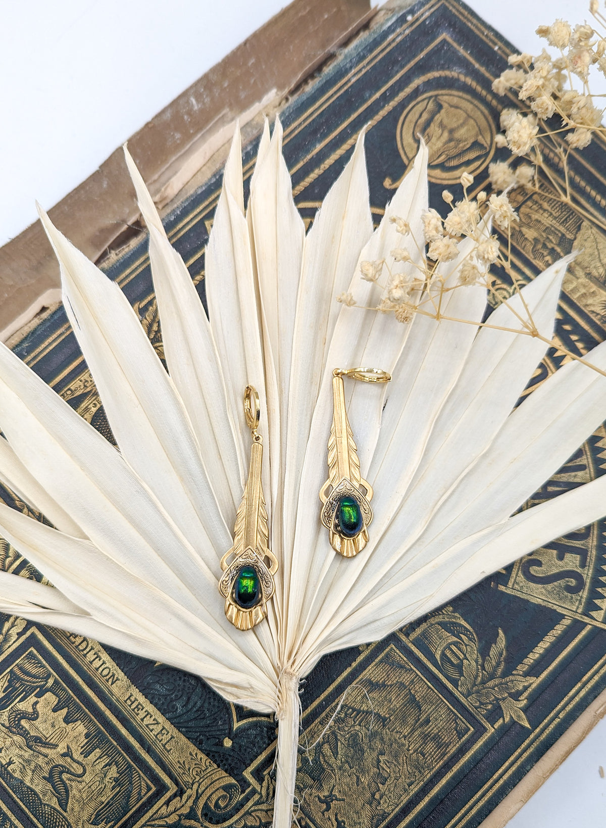 Boucles d'oreille scarabée Art Nouveau Klimt – style boudoir vintage | Victorian Rehab