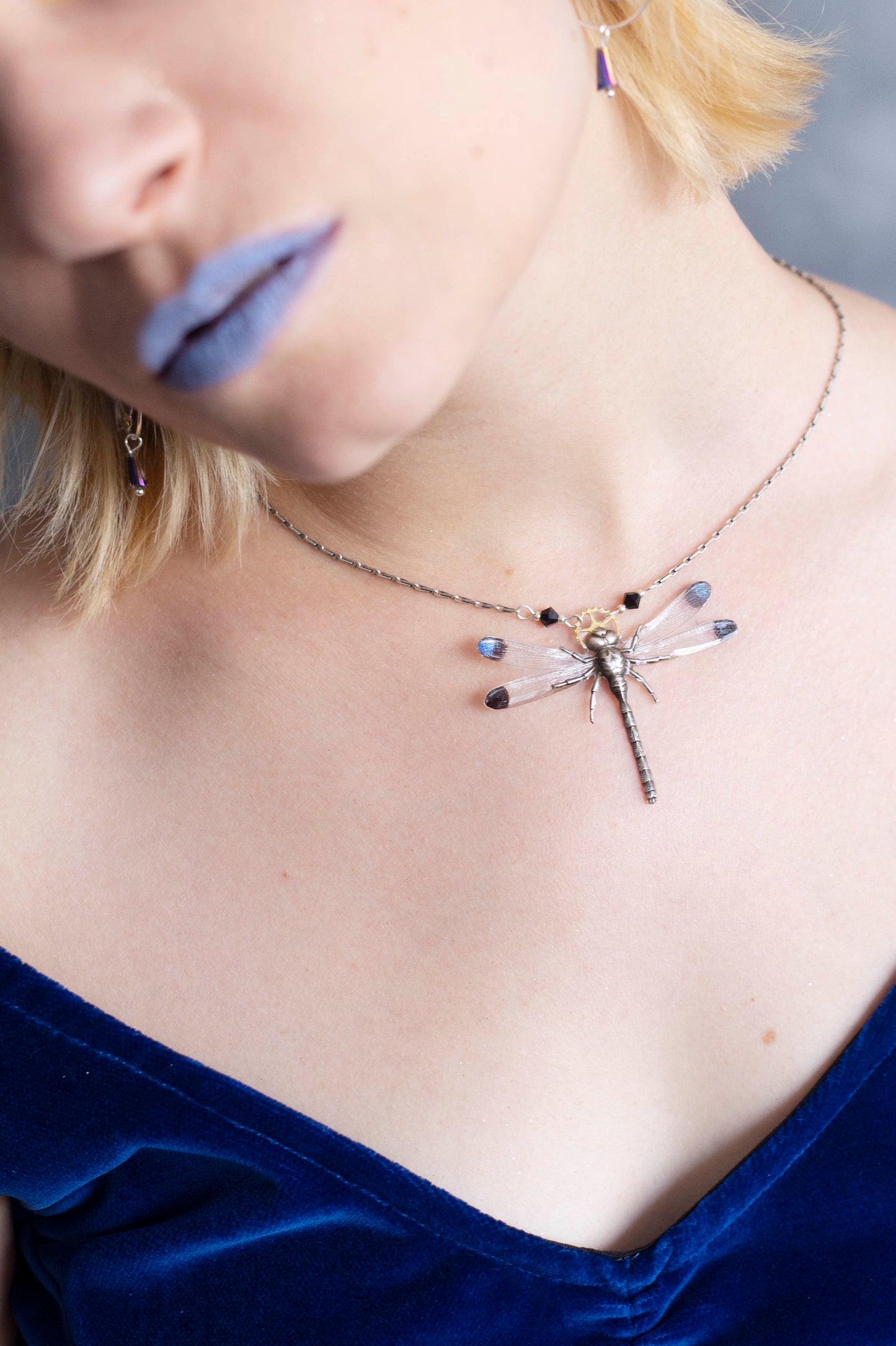 Lullaby necklace - dragonfly wing