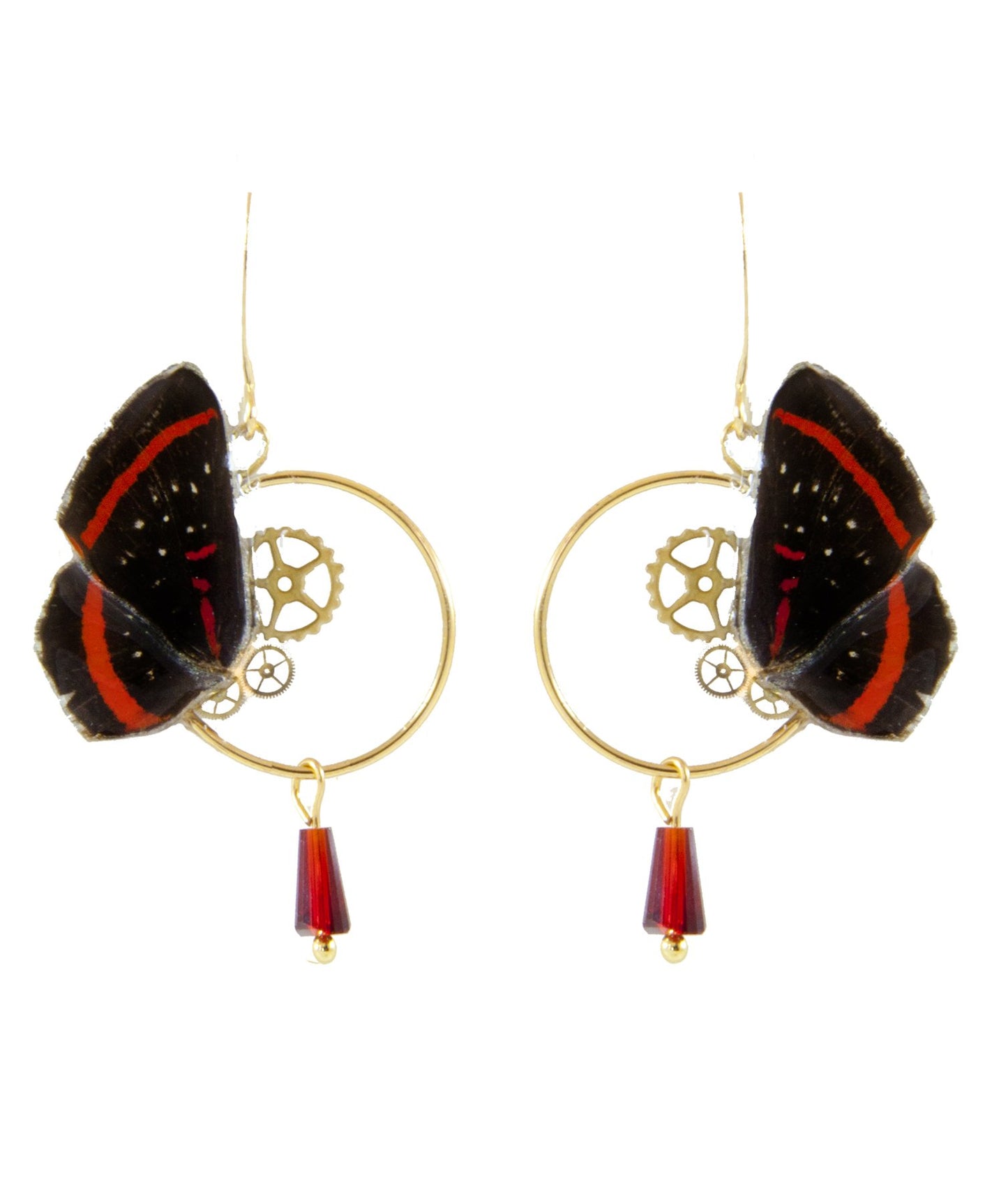 Détail boucles Zéphyr Amarynthis Meneria – aile papillon rouge noir laiton doré fait main Hérault