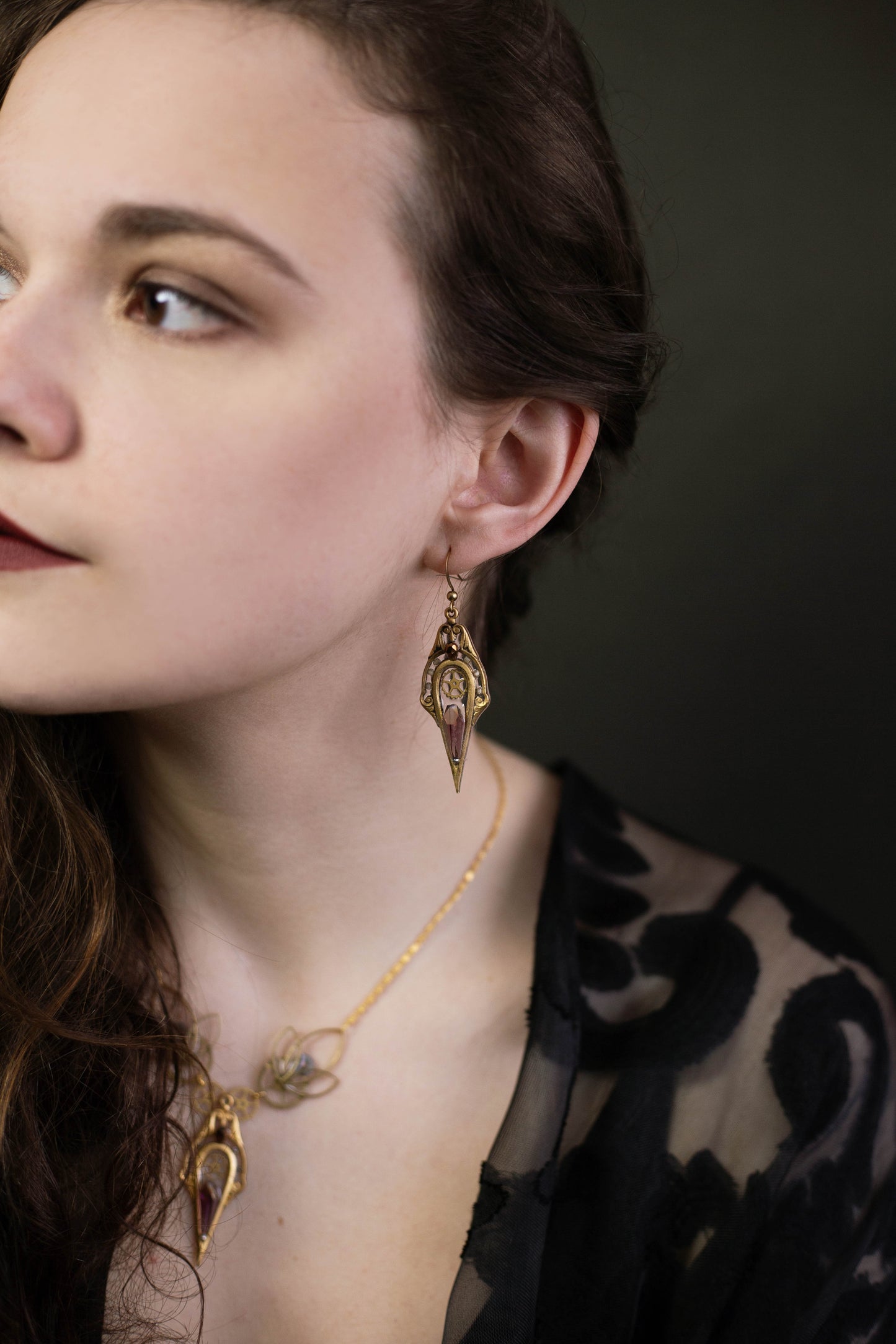 Gold "Mandragore" earrings