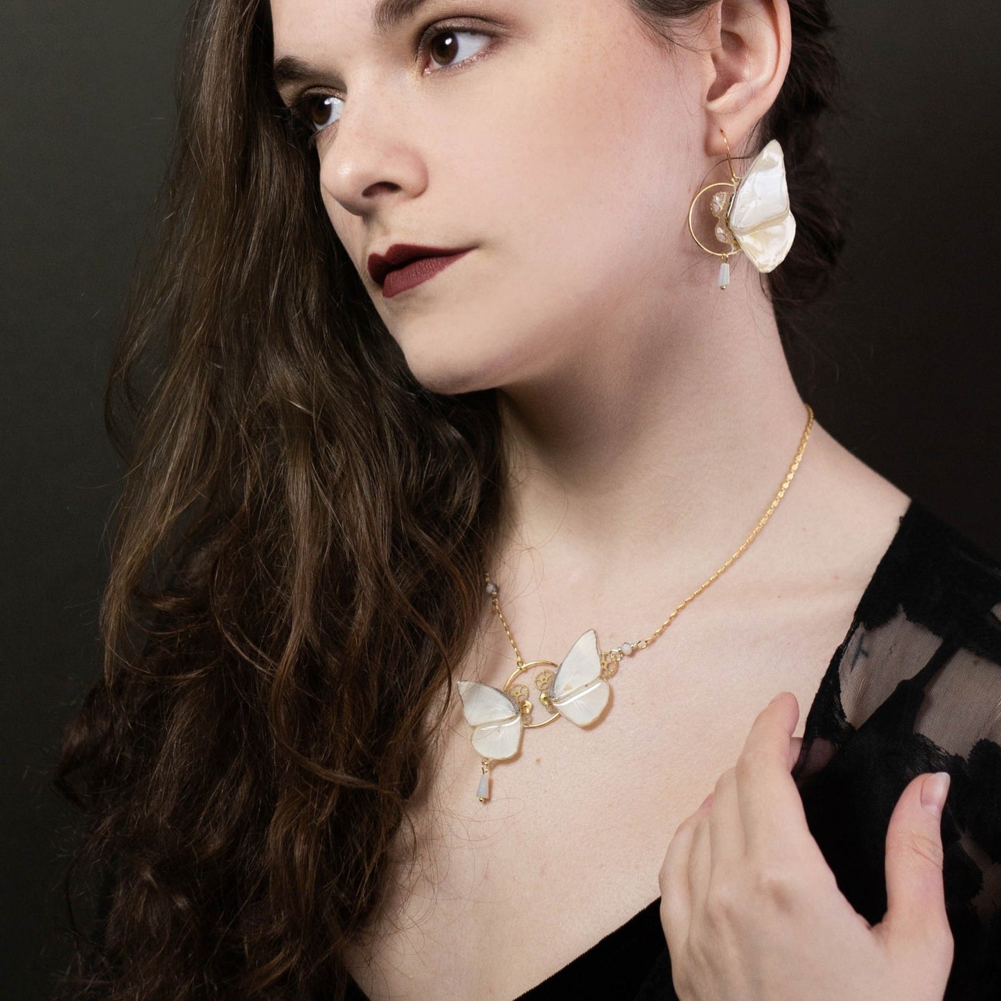 Collier véritable papillon blanc Appias Albina – bijou steampunk Victorian Rehab