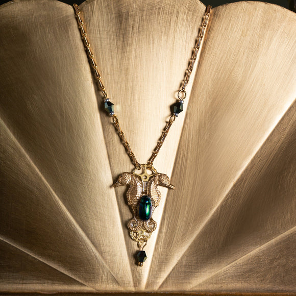 collier veritable scarabee homma aux bijoux art nouveau lalique bijoux hippocampe