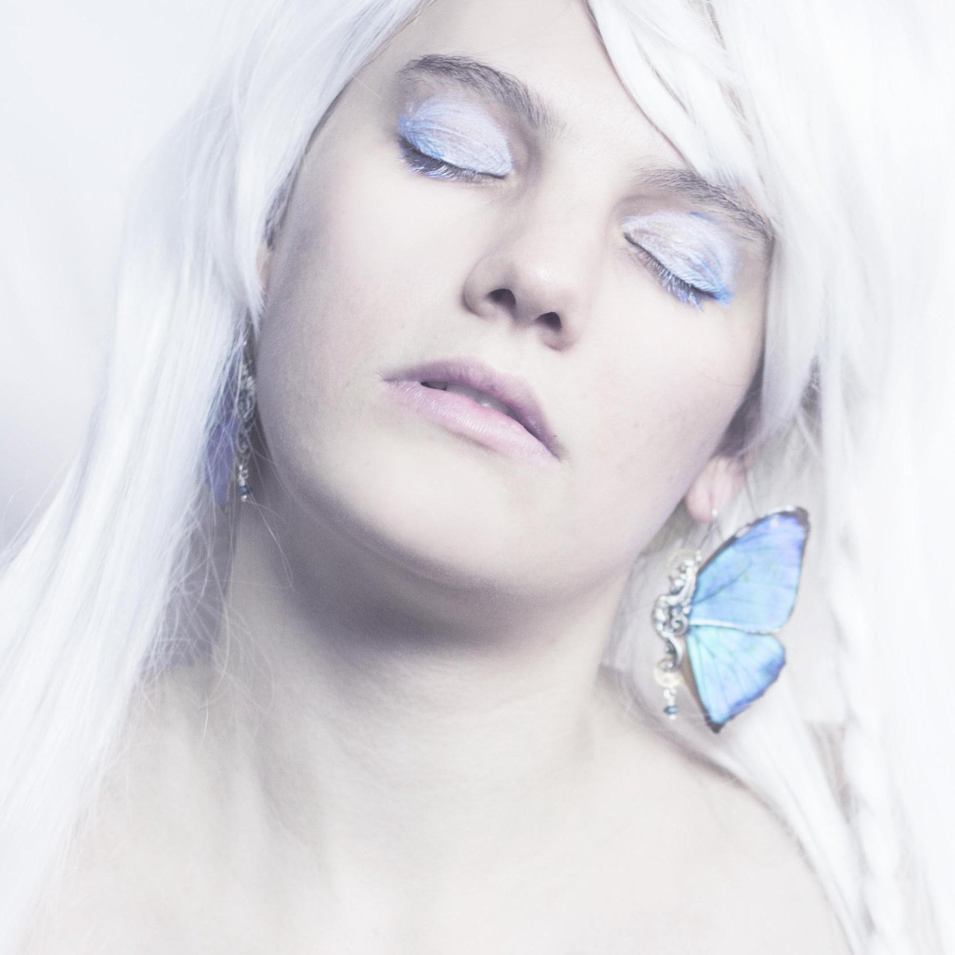 Boucles d'oreille Sphynx Morpho Zephyritis bleu – engrenage horlogerie argenté Art Nouveau | Victorian Rehab