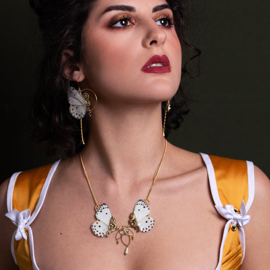 Collier Sphynx papillon Calypso blanc – engrenage horlogerie ancienne steampunk Art Nouveau | Victorian Rehab